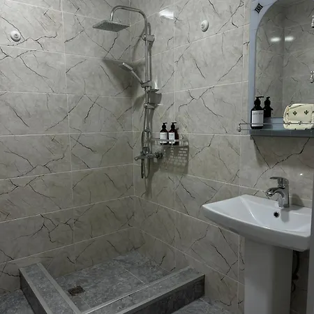 Apartment In Kobuleti With Mountain View Exterior photo
